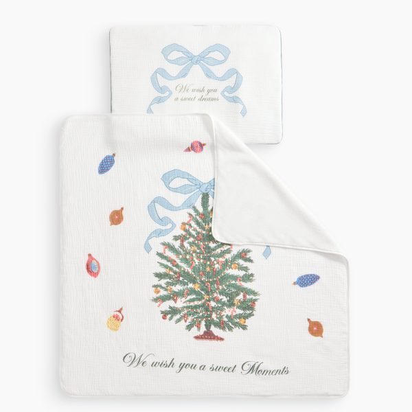 Set of blanket and pillow for children